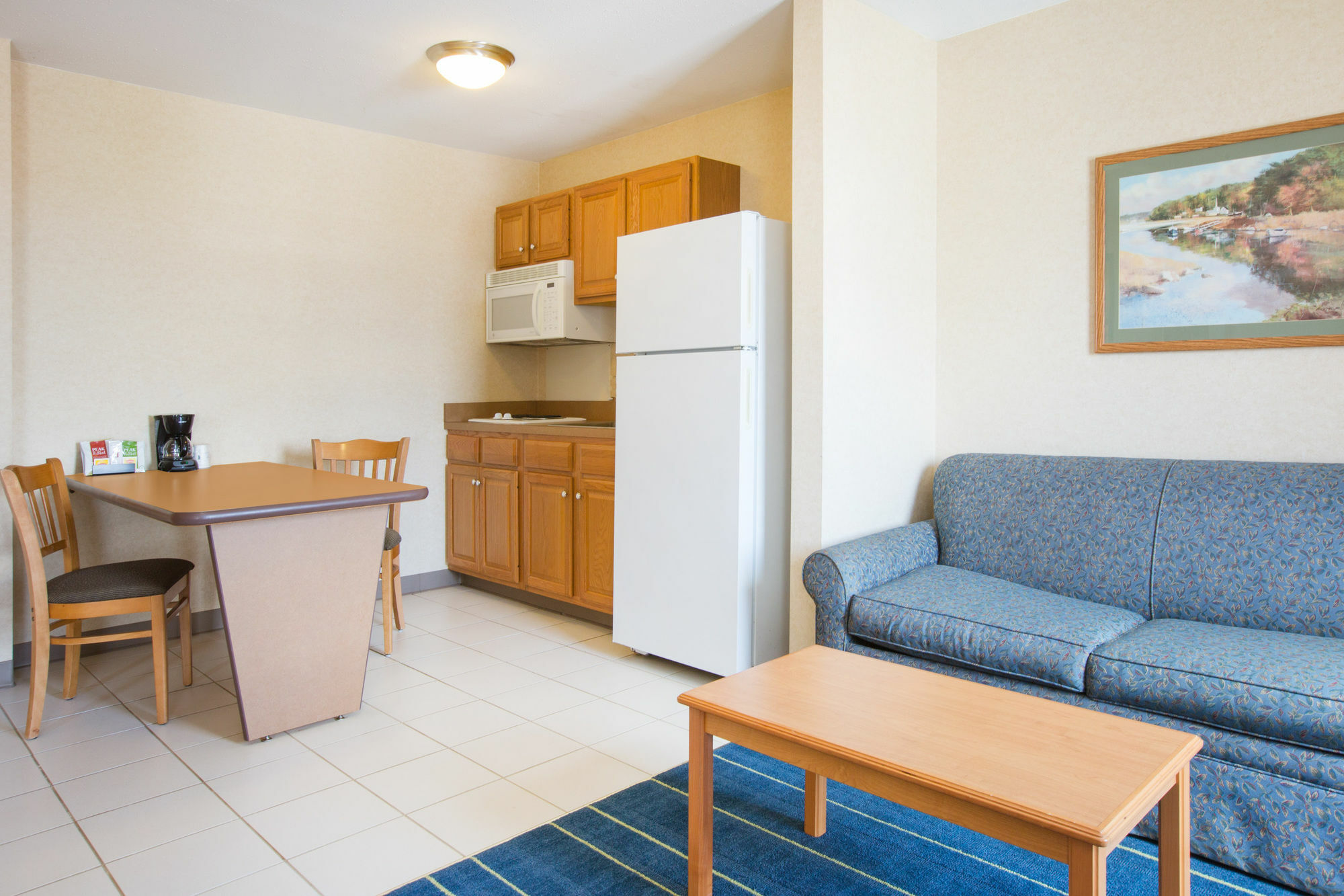 Days Inn & Suites By Wyndham Bridgeport - Clarksburg Extérieur photo